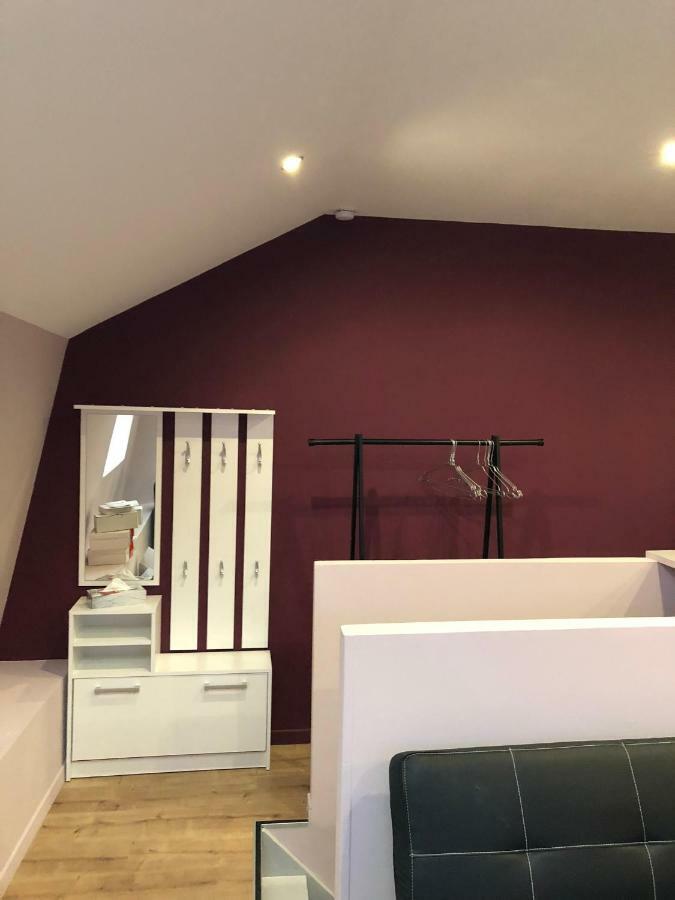 Les Reves By Isa - Cambrai 30 Appt 2Eme Apartment Arras Exterior photo