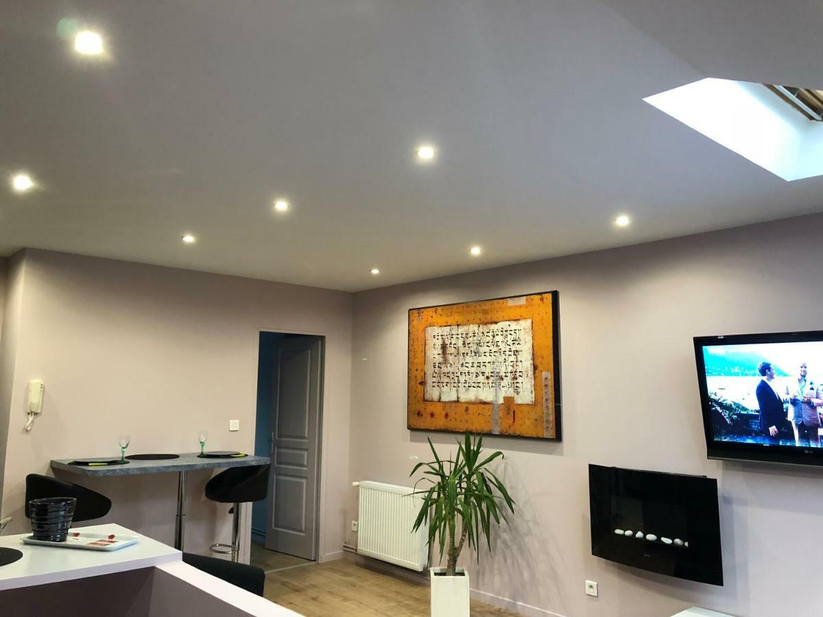 Les Reves By Isa - Cambrai 30 Appt 2Eme Apartment Arras Exterior photo